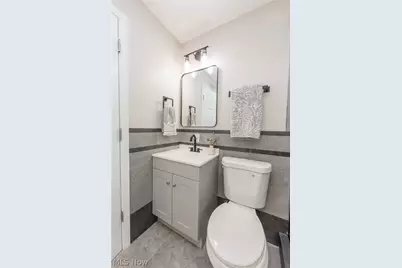 1130 Saxe Avenue, Cuyahoga Falls, OH 44221 - Photo 26