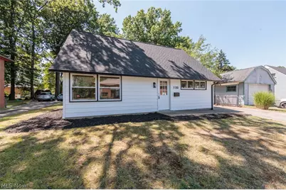 1130 Saxe Avenue, Cuyahoga Falls, OH 44221 - Photo 1
