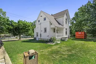 237 N Broadway, Medina, OH 44256 - Photo 4