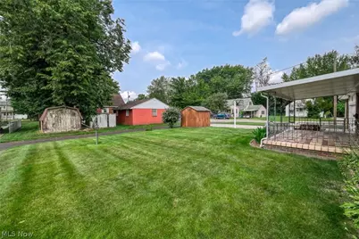 1931 Taft Avenue NE, Canton, OH 44705 - Photo 6