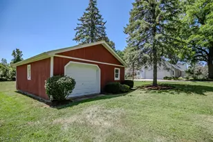 12066 Huntoon Rd, Painesville, OH 44077 - Photo 10