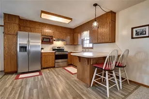 328 10th St NW, New Philadelphia, OH 44663 - Photo 8