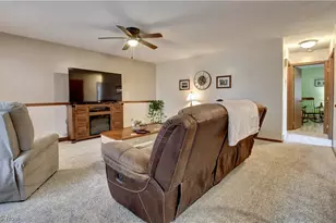 328 10th St NW, New Philadelphia, OH 44663 - Photo 16