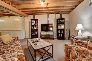 328 10th St NW, New Philadelphia, OH 44663 - Photo 24