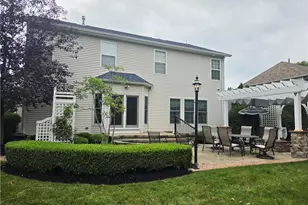 1200 Cherokee Path, Vermilion, OH 44089 - Photo 6