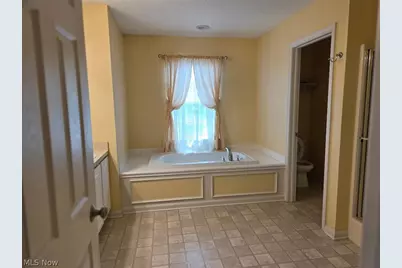 1200 Cherokee Path, Vermilion, OH 44089 - Photo 26