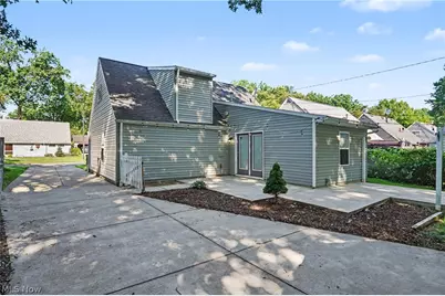 1881 Hanover Street, Cuyahoga Falls, OH 44221 - Photo 34