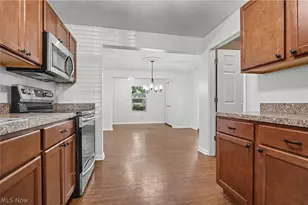 1881 Hanover St, Cuyahoga Falls, OH 44221 - Photo 10