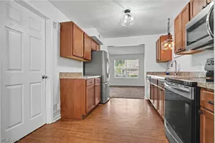 1881 Hanover St, Cuyahoga Falls, OH 44221 - Photo 12