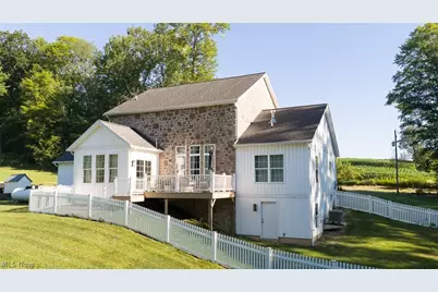 25601 Ridge Road, West Chester, OH 44625 - Photo 6