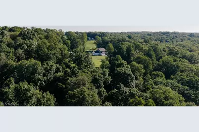 25601 Ridge Road, West Chester, OH 44625 - Photo 36