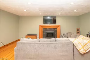 6149 Elk Rd, Canfield, OH 44406 - Photo 6
