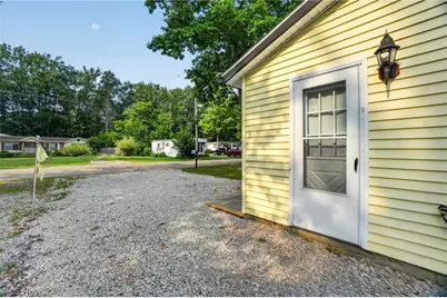 5158 University Drive, Geneva, OH 44041 - Photo 28