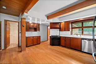 2804 Scheid Rd, Huron, OH 44839 - Photo 8