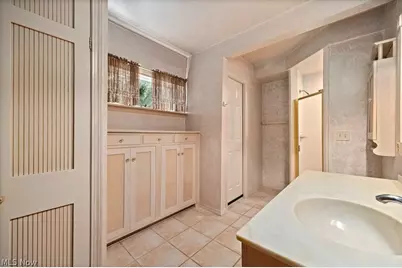 2804 Scheid Road, Huron, OH 44839 - Photo 12