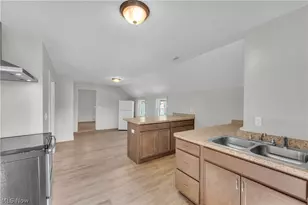 3187 W 44th St, Loveland, OH 44109 - Photo 8