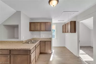 3187 W 44th Street #2/UP, Loveland, OH 44109 - Photo 6