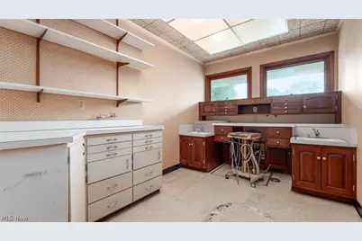 1117 Clark Street, Cambridge, OH 43725 - Photo 34