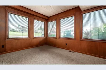 1117 Clark Street, Cambridge, OH 43725 - Photo 6