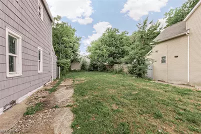 3409 Roehl Avenue, Loveland, OH 44109 - Photo 4