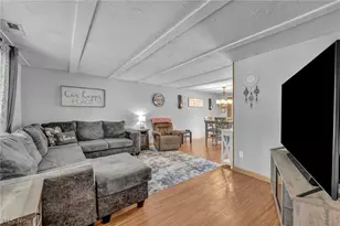 4425 Queen Anne Ave, Lorain, OH 44052 - Photo 16