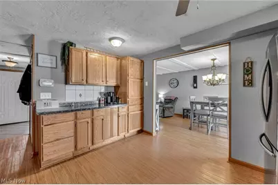 4425 Queen Anne Avenue, Lorain, OH 44052 - Photo 32