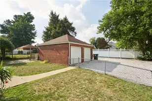 2007 31st St NW, Canton, OH 44709 - Photo 18