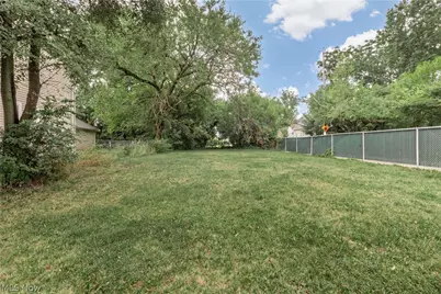7902 Melrose Avenue, Loveland, OH 44103 - Photo 1