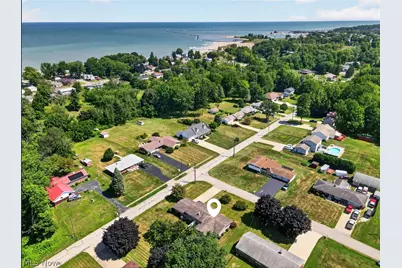 779 Cricket Avenue, Conneaut, OH 44030 - Photo 2