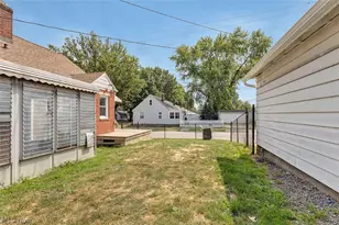 12201 Kensington Ave, Loveland, OH 44111 - Photo 30