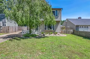 6315 Tall Oaks Dr, Mentor, OH 44060 - Photo 2