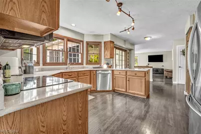 421 Summit Street, Wadsworth, OH 44281 - Photo 18