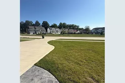 32634 Royal Troon Drive, Avon Lake, OH 44012 - Photo 8