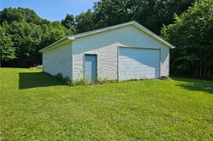 7071 Clark Rd, Atwater, OH 44201 - Photo 4