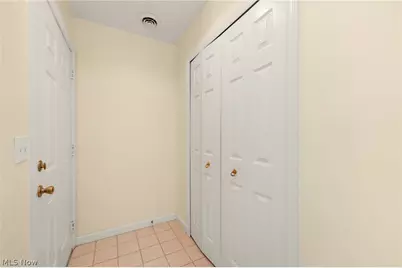 8222 Cyrus Lane, Northfield, OH 44067 - Photo 12