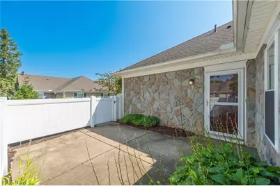8222 Cyrus Lane, Northfield, OH 44067 - Photo 4