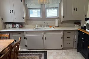 397 Depot St, Conneaut, OH 44030 - Photo 4
