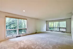 1512 Tiffany Cir, Akron, OH 44313 - Photo 6