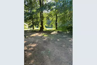 2429 Townline Road, Madison, OH 44057 - Photo 2