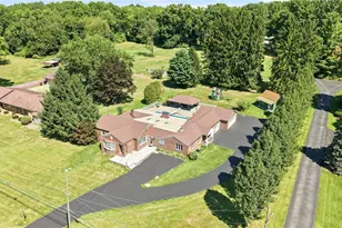 7073 Stewart Sharon Rd, Hubbard, OH 44425 - Photo 4