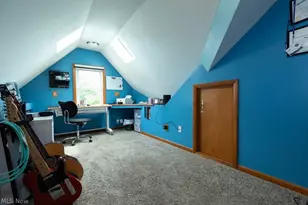 472 E 329th St, Willowick, OH 44095 - Photo 16