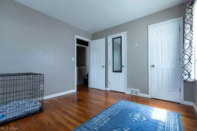 472 E 329th Street, Willowick, OH 44095 - Photo 12