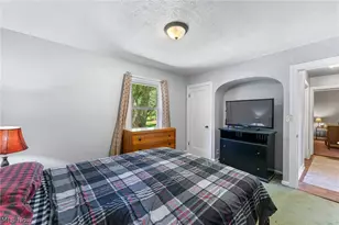 10901 Main St, New Middletown, OH 44442 - Photo 12