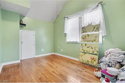 1485 Westvale Avenue, Akron, OH 44313 - Photo 18
