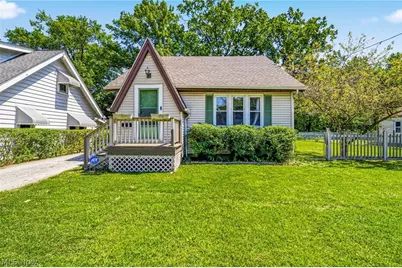 1589 E 337th Street, Eastlake, OH 44095 - Photo 2