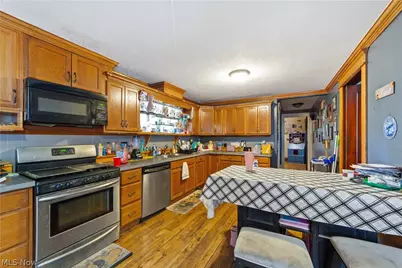 1202 Middle Avenue, Elyria, OH 44035 - Photo 10