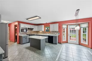 9473 Whalers Cove, Mentor, OH 44060 - Photo 2