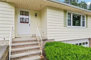 3837 Brookside Dr, Norton, OH 44203 - Photo 2