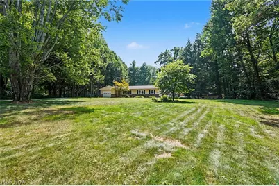 38600 Berkshire Hills Drive, Willoughby Hills, OH 44094 - Photo 36