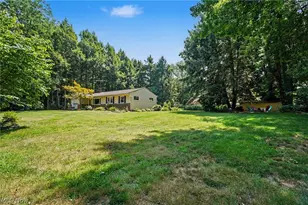 38600 Berkshire Hills Dr, Willoughby Hills, OH 44094 - Photo 4